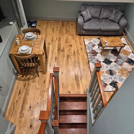 Charming 1 Bed Peak District Barn Conversion Foolow Экстерьер фото