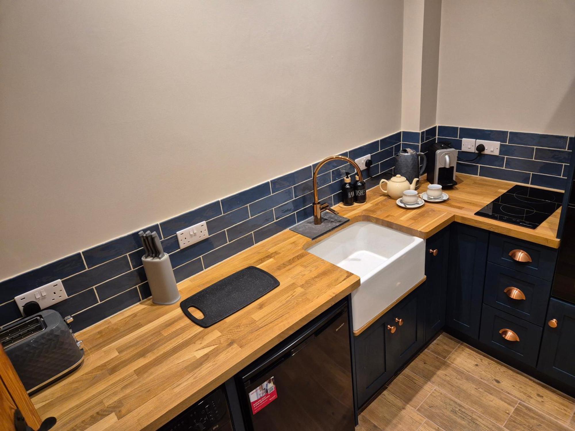 Charming 1 Bed Peak District Barn Conversion Foolow Экстерьер фото